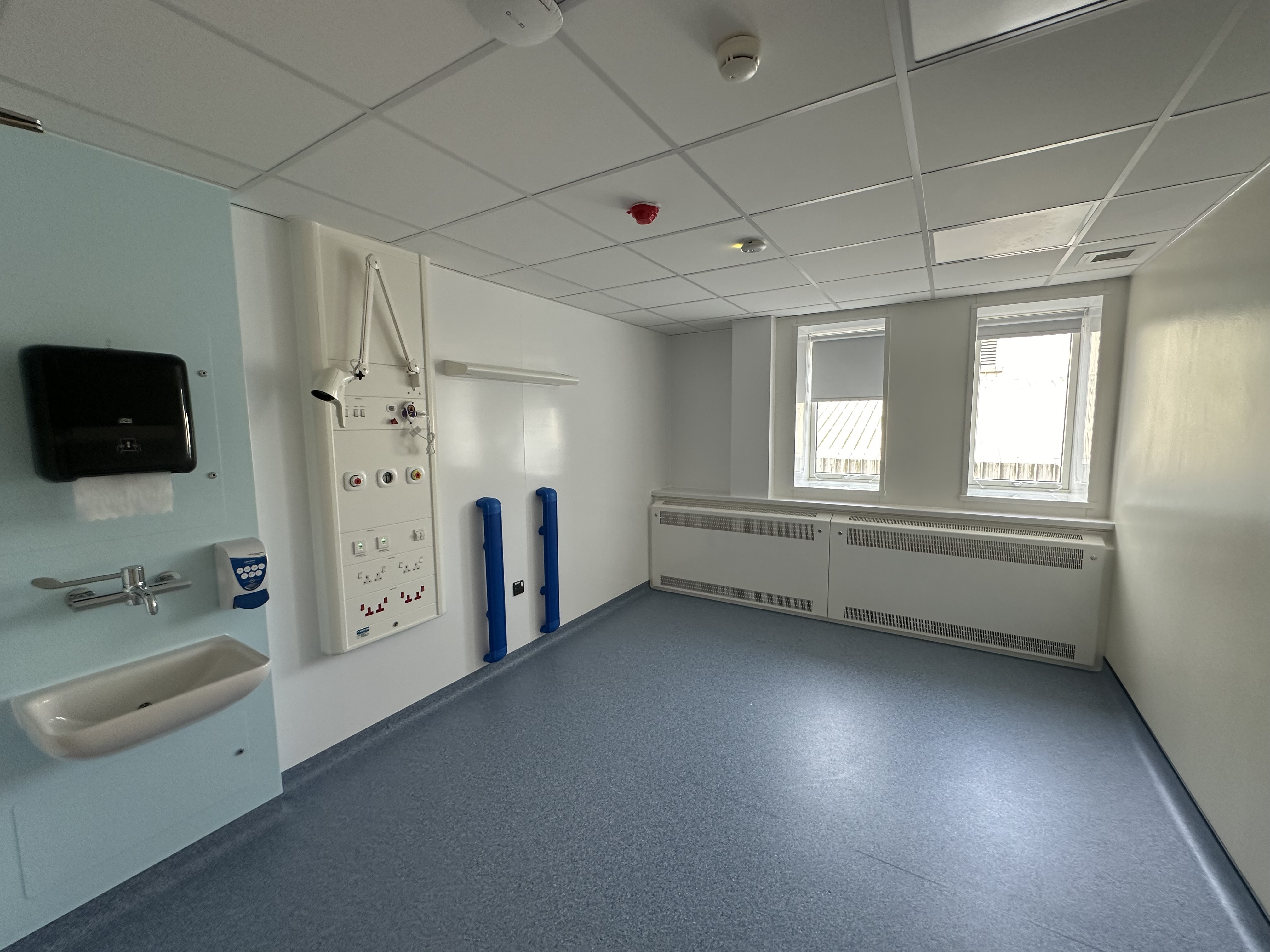 michelham ward at eastbourne hospital 3